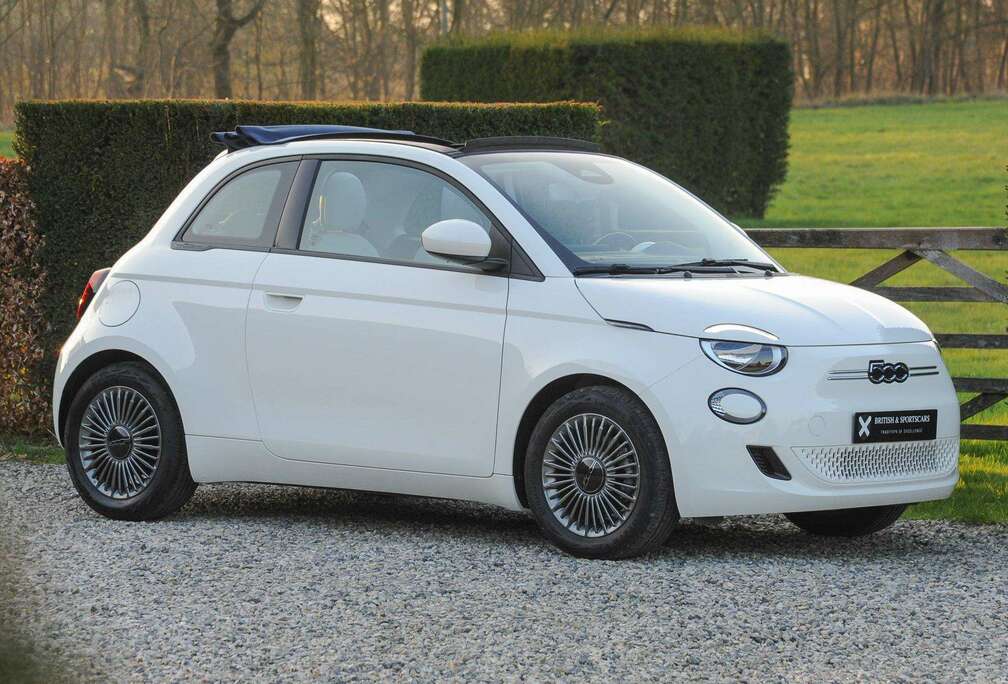 Fiat e 21% VAT / CarPlay / Heated Seat / Lane Assist...