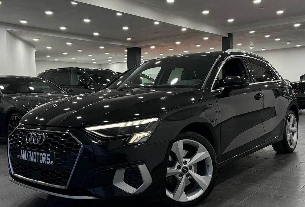 Audi 40 TFSIe Sportback Hybrid S tronic (150 kW) Sport