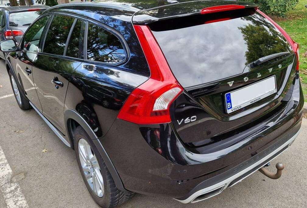 Volvo V60 Cross Country 2.0 D3