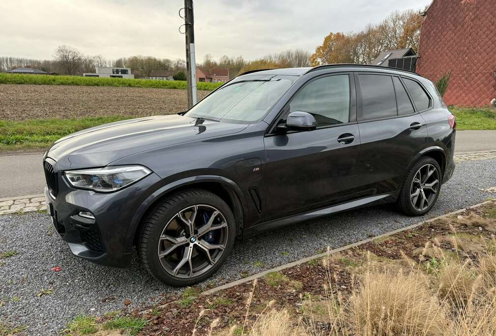 BMW X5 xDrive45e
