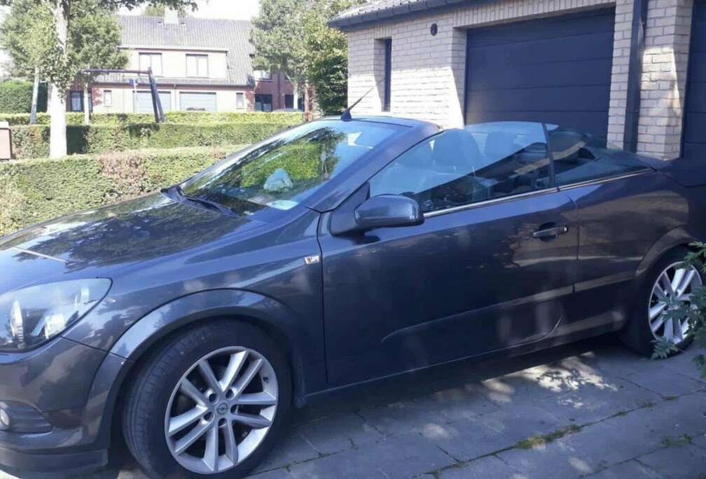 Opel Cabriolet 1.8i 16V