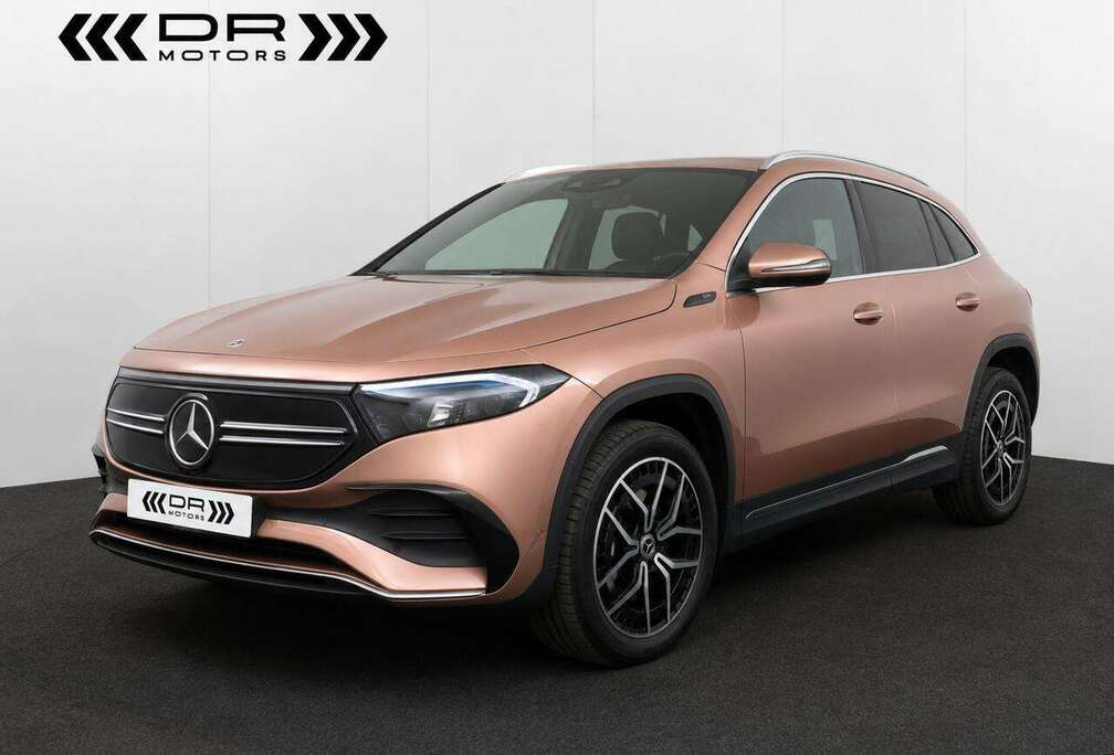 Mercedes-Benz AMG LINE - DISTRONIC - CAMERA - LED - CARPLAY