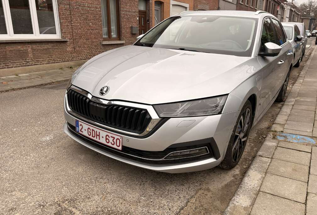 Skoda SW PHEV 1.4 TSI Style DSG