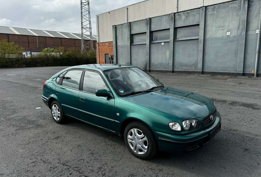 Toyota 1.4i VVT-i 16v Linea Sol AIRCO CLIMATISÉ