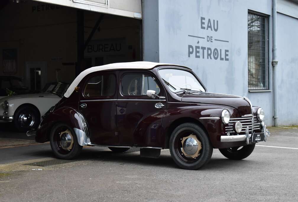 Renault 4CV Découvrable