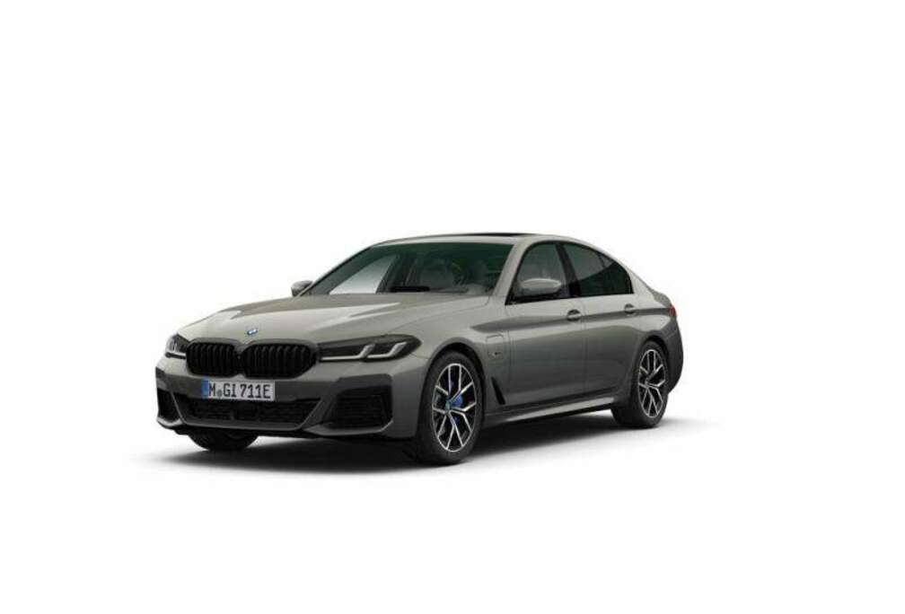 BMW M SPORT - SCHUIFDAK - HUD - HARMAN-KARDON