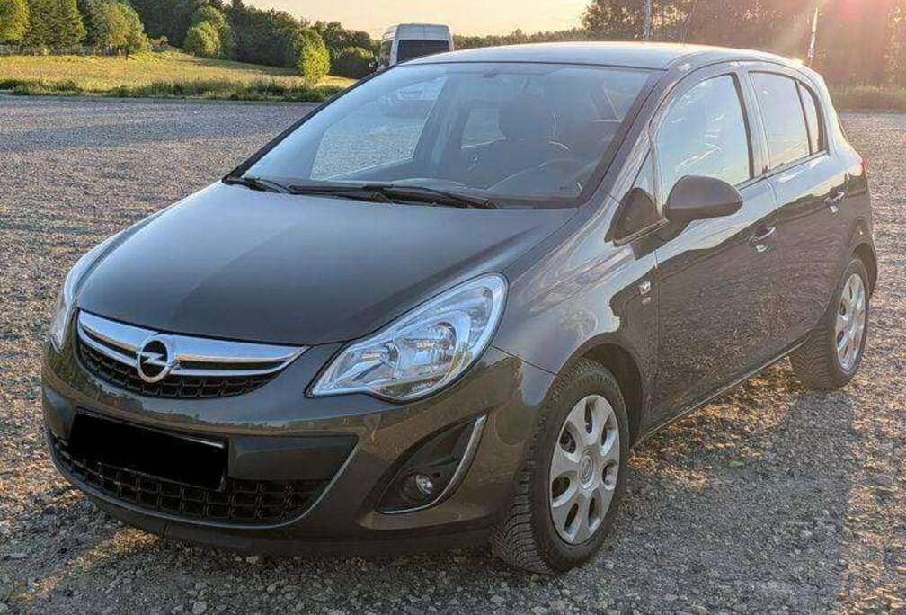 Opel Corsa 1.0i Enjoy