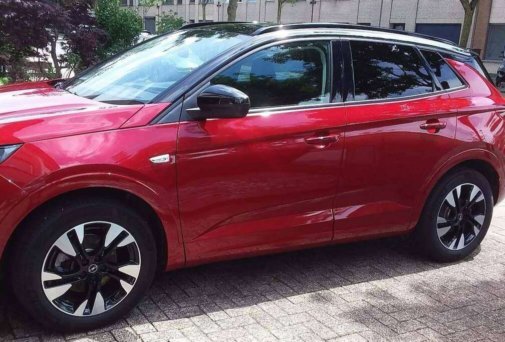 Opel Grandland X 1.2 Turbo Ultimate S