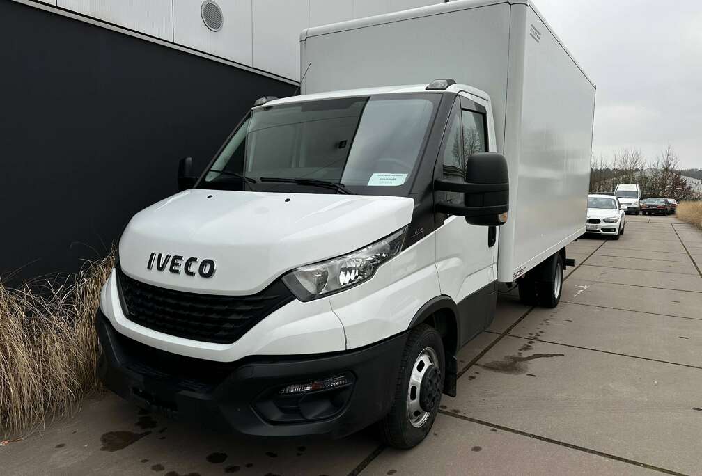 Iveco Meubelbak met Laadlift 35C16 (304) €31550,- netto