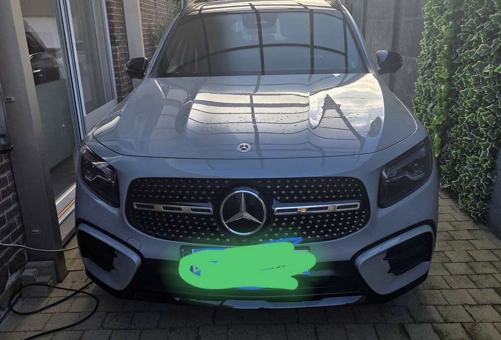 Mercedes-Benz AMG Line