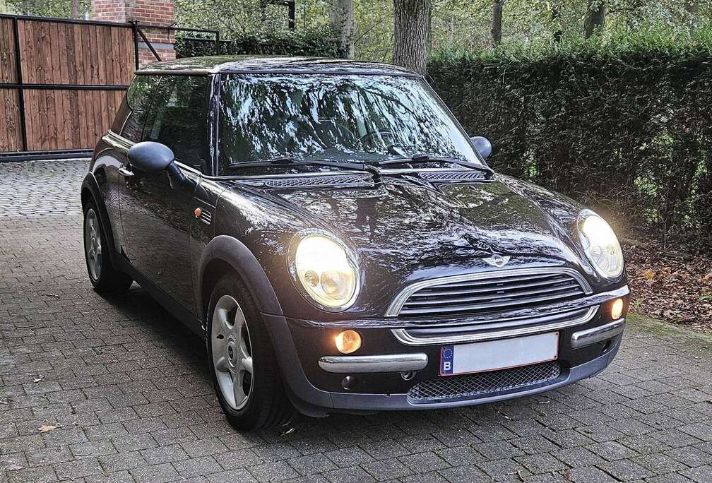 MINI Mini 1.6i 16v One