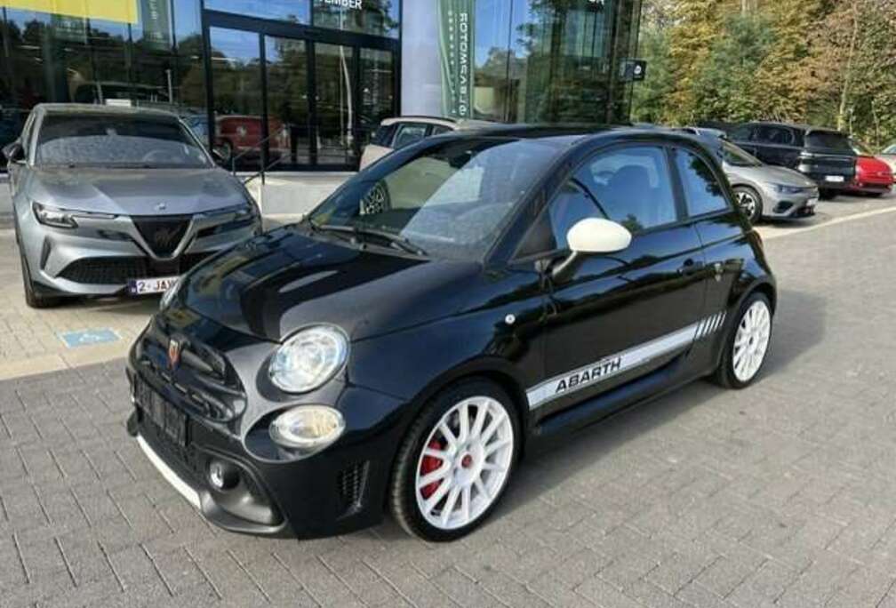 Abarth ABARTH 695 1.4i 16v T-JET 180PK MT ESSEESSE LIMITED EDITION