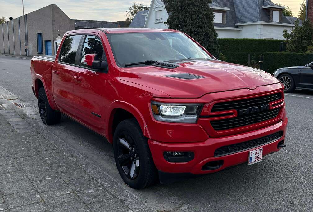 RAM 1500 Crew Cab Longbed Laramie