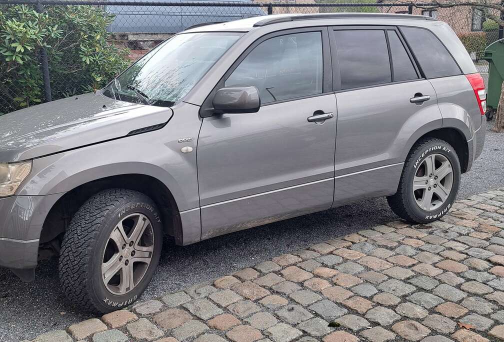 Suzuki Grand Vitara 1.9 DDiS Comfort DPF
