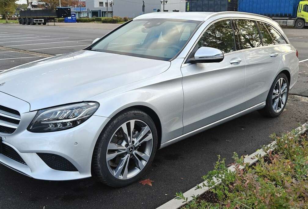 Mercedes-Benz T 9G-TRONIC Avantgarde