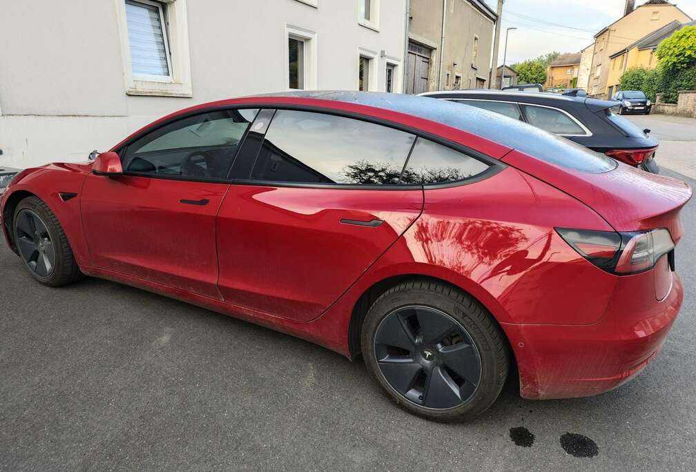 Tesla Standard Range Plus LFP