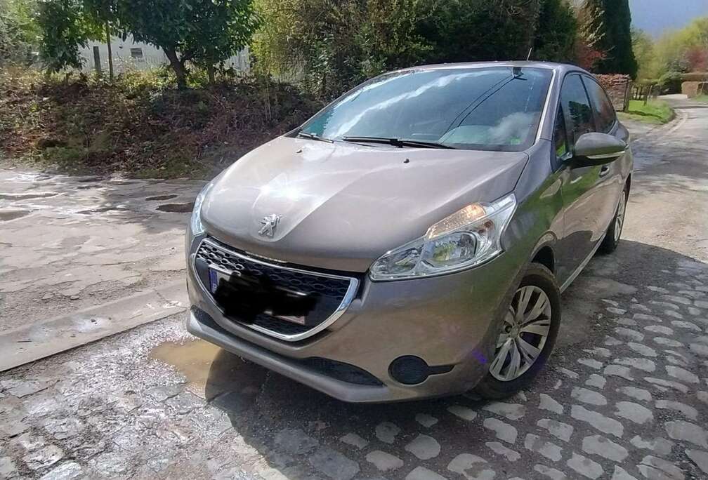 Peugeot 208 1.2 VTi 82