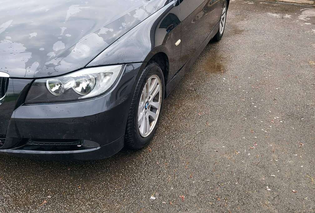 BMW 318 d