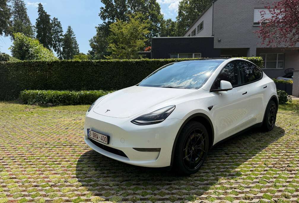 Tesla Model Y 72.5 kWh Dual Motor Long Range (324 kW)