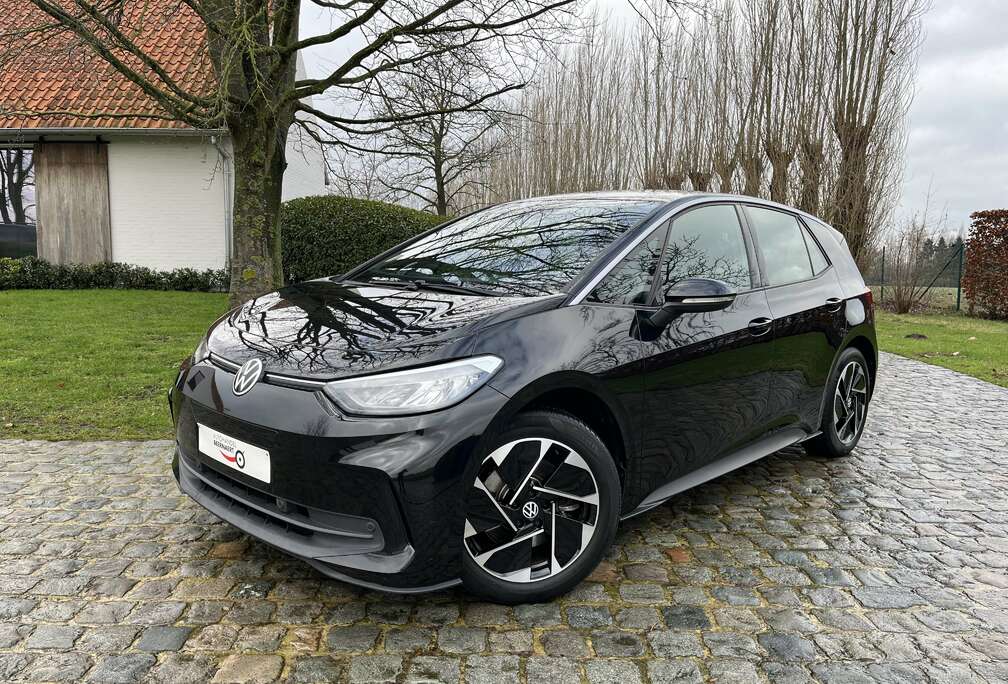 Volkswagen Facelift/1eig/51000km/Carplay/adapt cruise/Pdc