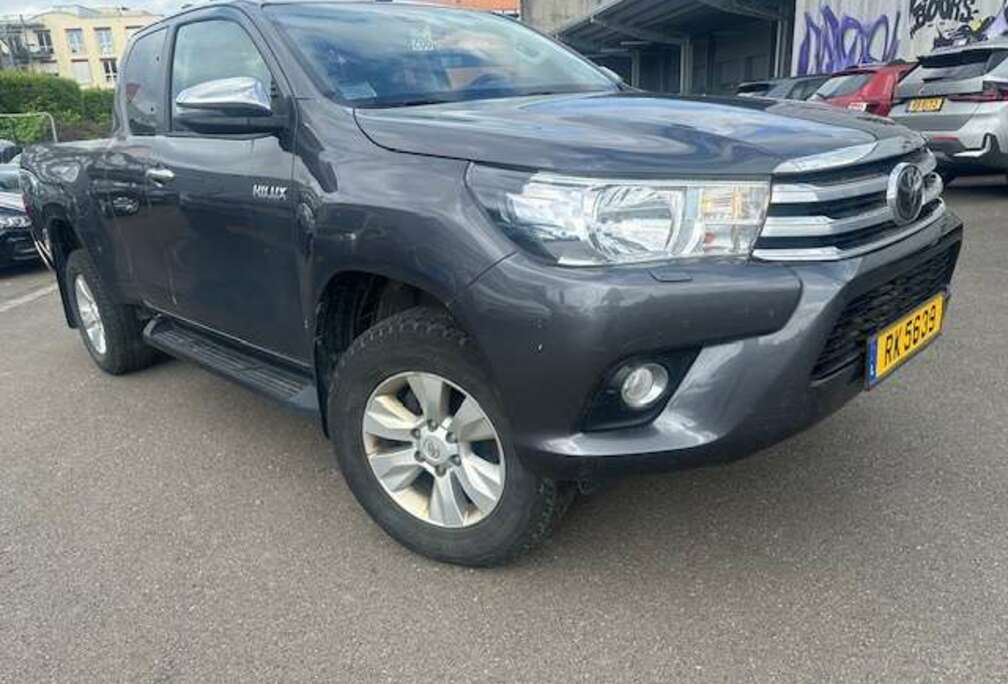 Toyota 2.4 D-4D 4WD Comfort