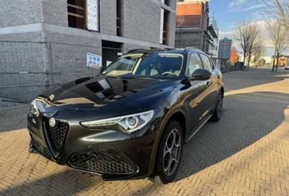 Alfa Romeo Stelvio 2.0 Turbo 16V AT8-Q4 B-Tech