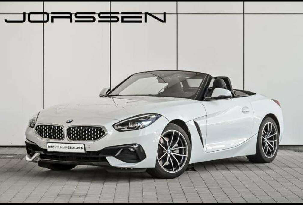 BMW sDrive30i Model Sport Line