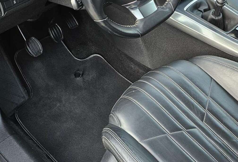 Peugeot 1.2 PureTech Allure (EU6.2)