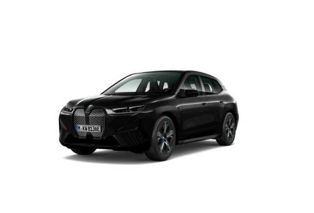 BMW xDrive50 Sport  DRIVE PRO  PARK PRO