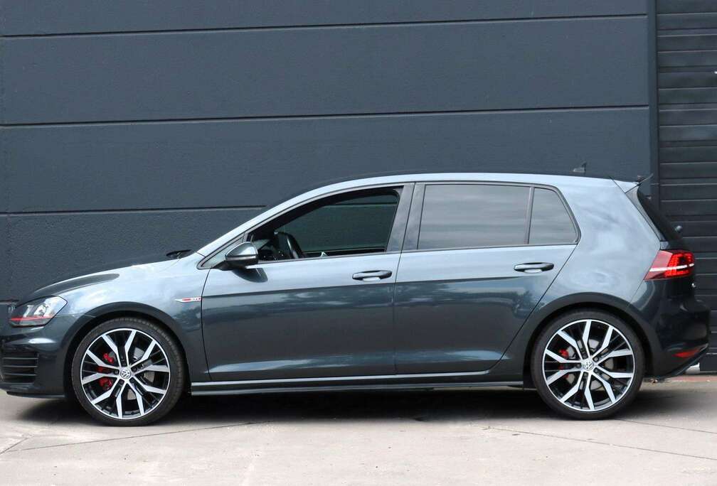 Volkswagen 2.0 TSI