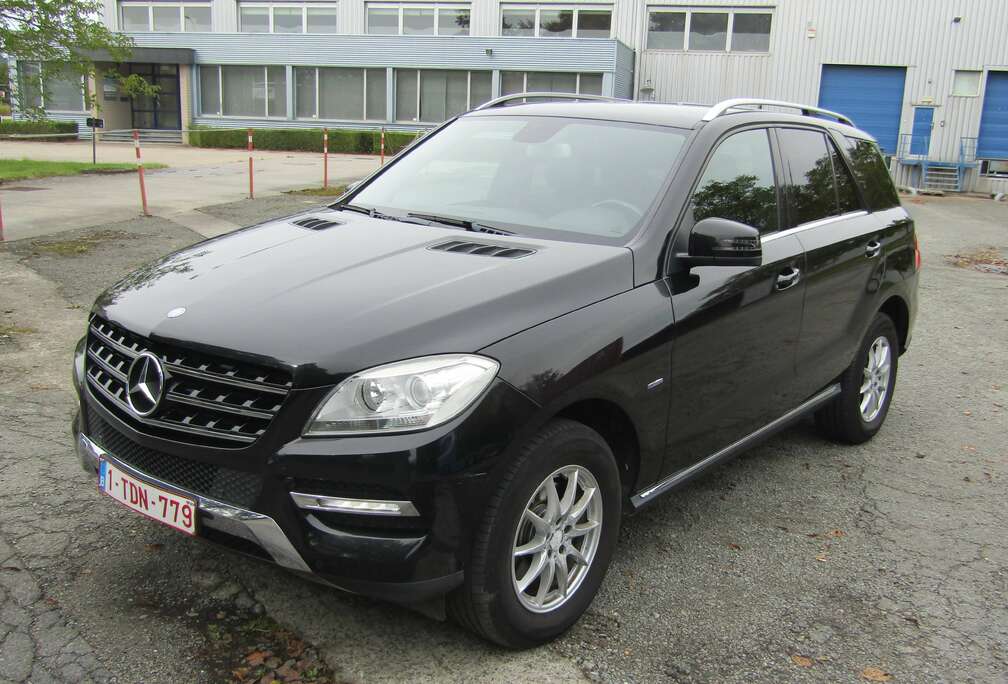 Mercedes-Benz ML 250 BlueTEC 4MATIC 7G-TRONIC