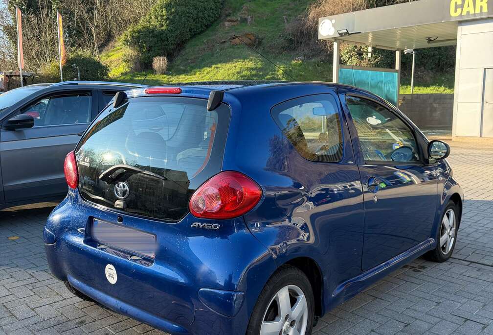 Toyota 1.0i VVT-i Plus