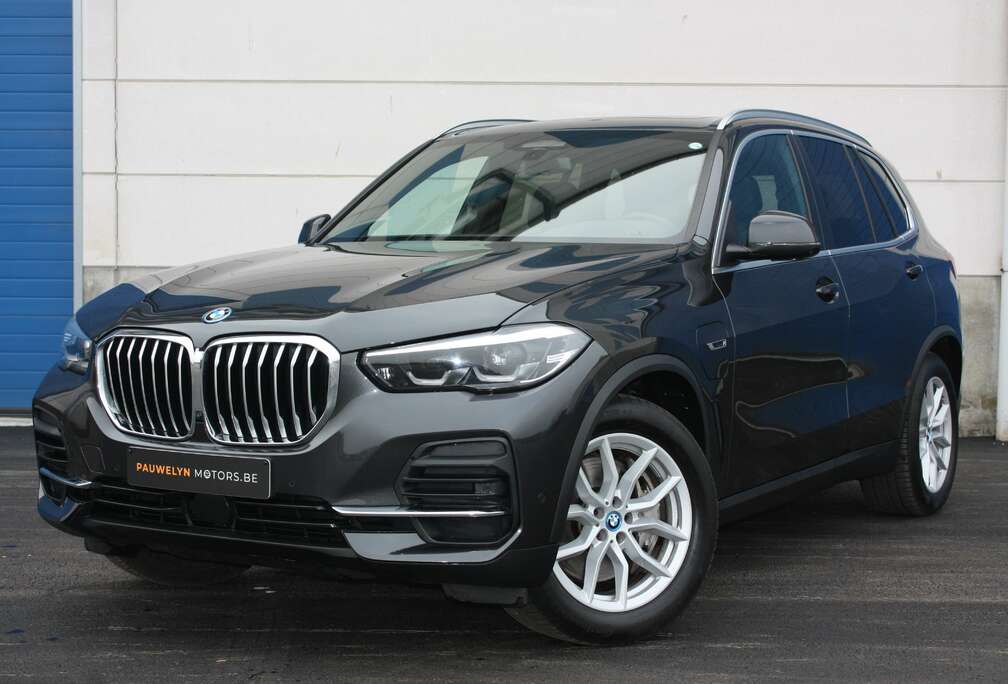 BMW xDrive45e HUD// 360*CAM// PANO // MEMORY // ETC