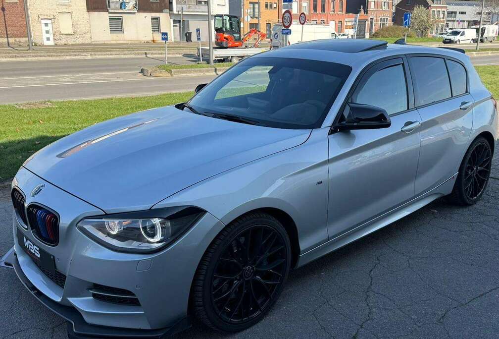 BMW M135i *AUTO *X-DRIVE *PANO *XENON *CARPLAY