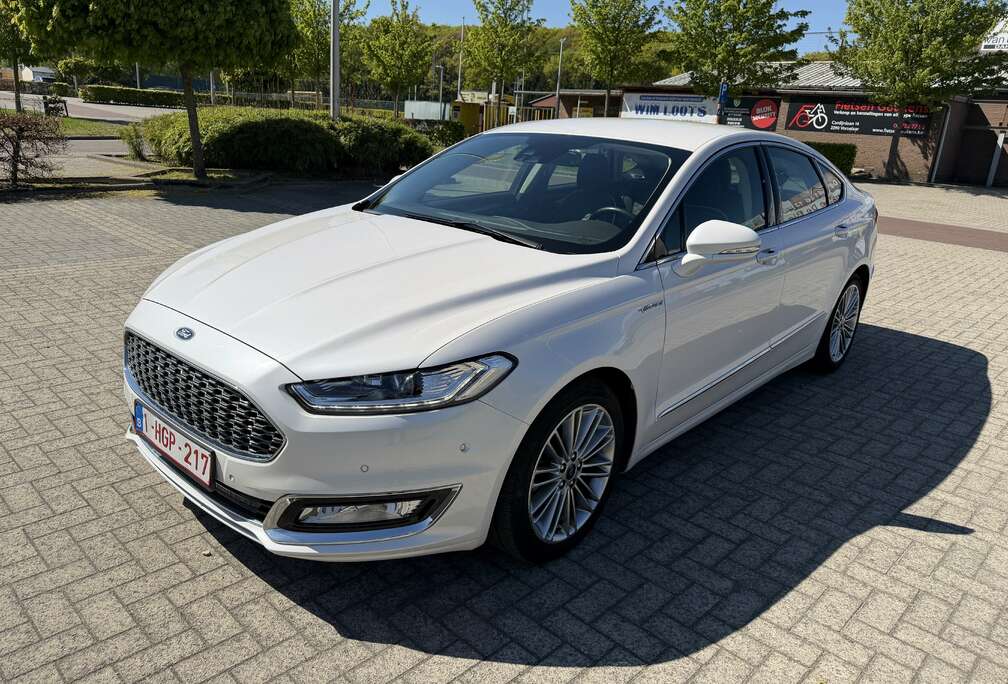 Ford Mondeo Vignale 2.0 HEV
