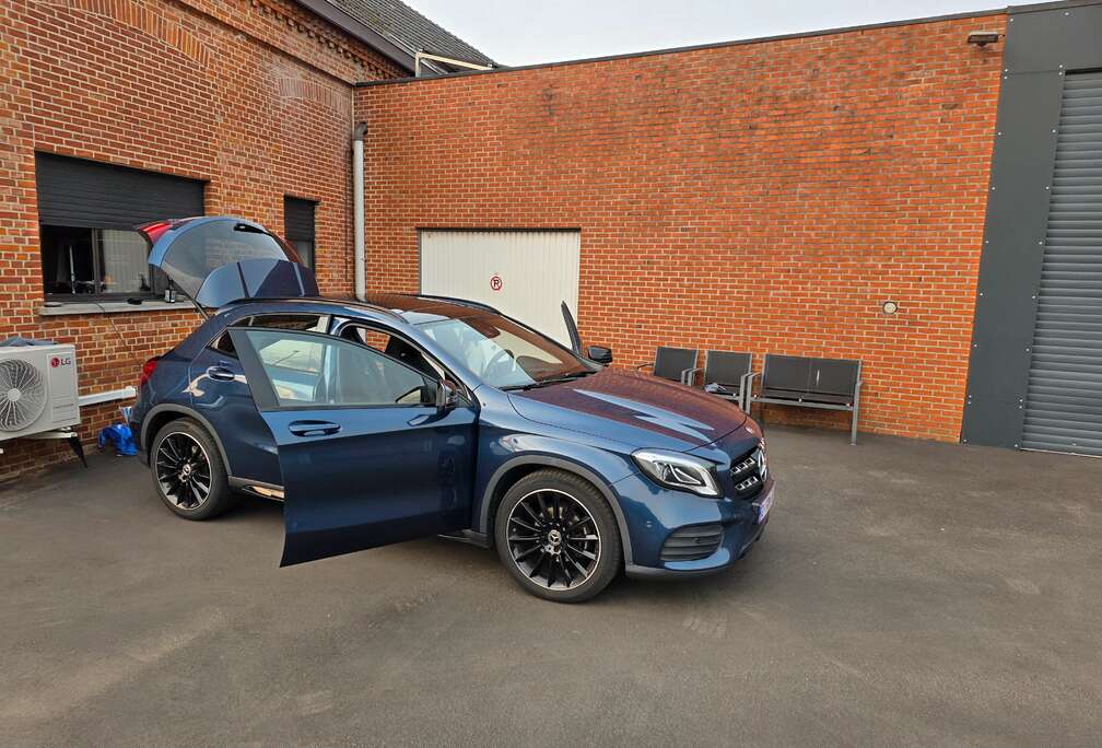 Mercedes-Benz GLA 180 7G-DCT AMG Line