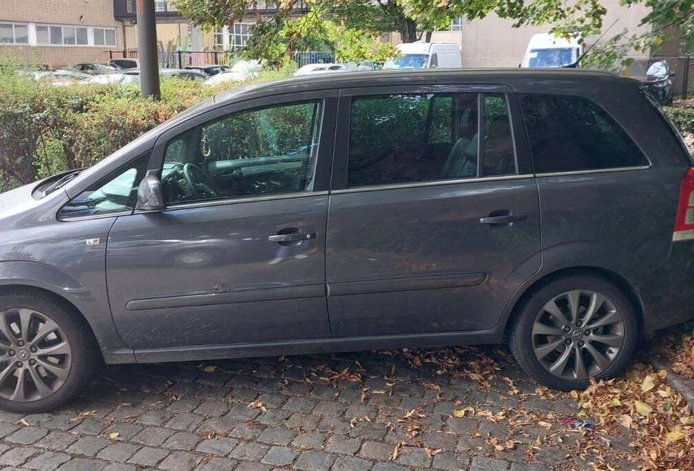 Opel Zafira 1.7 CDTI ecoFLEX Design Edition