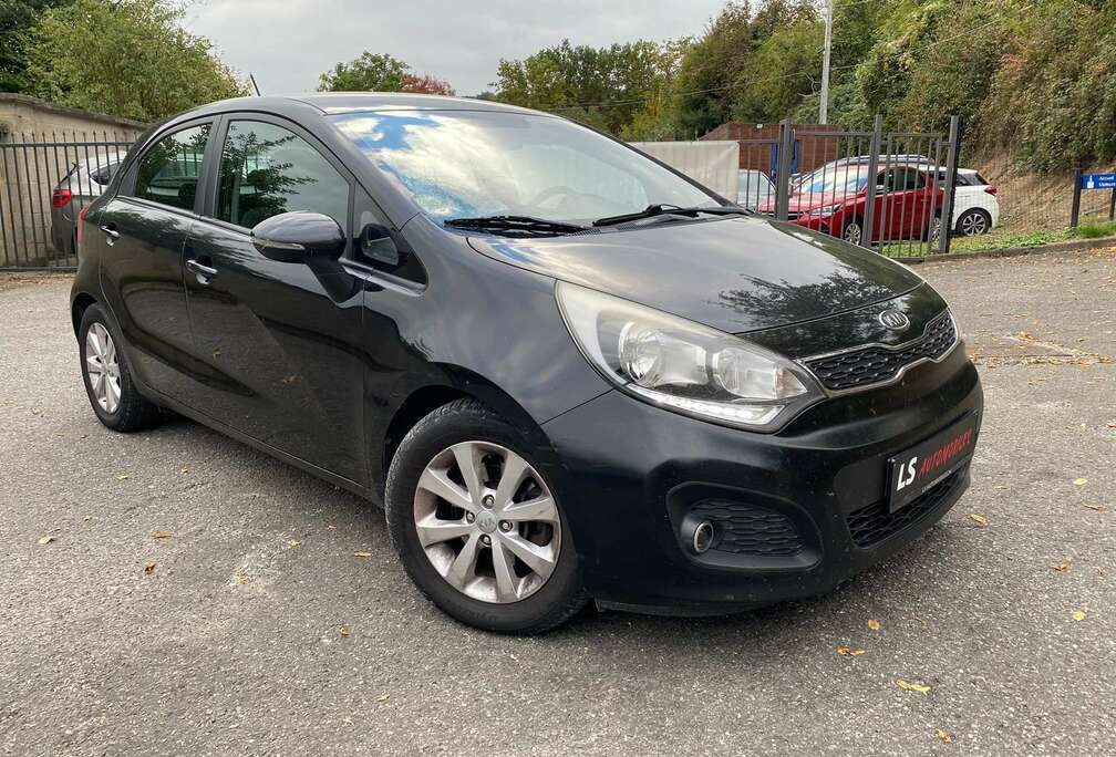 Kia Rio 1.4 CRDi*AIRCOAUTO*NAVI*EU5