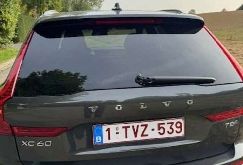 Volvo XC60 T8 Twin Engine AWD Geartronic Momentum
