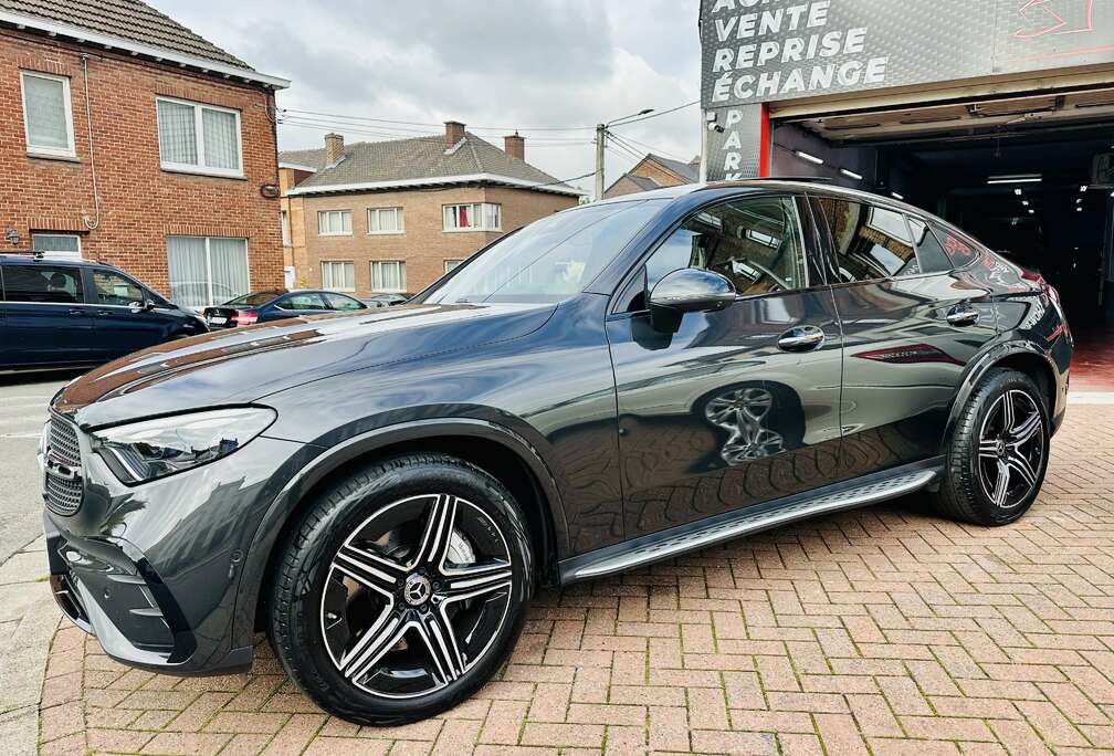 Mercedes-Benz d Coupé  AMG Line FULL OPTIONS DE DIRECTION