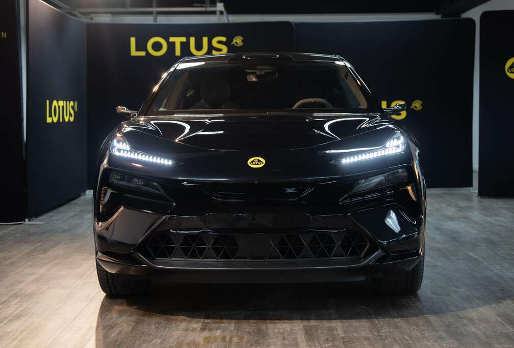 Lotus Eletre EDS 675 R