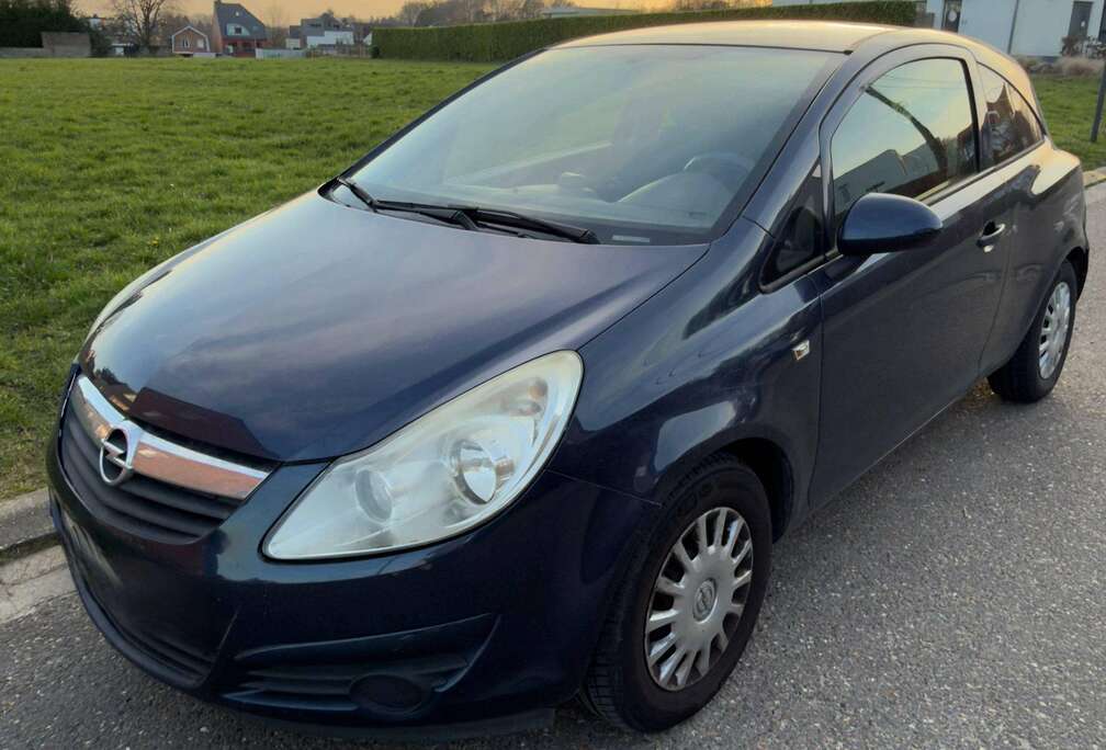 Opel Corsa 1.0i Enjoy