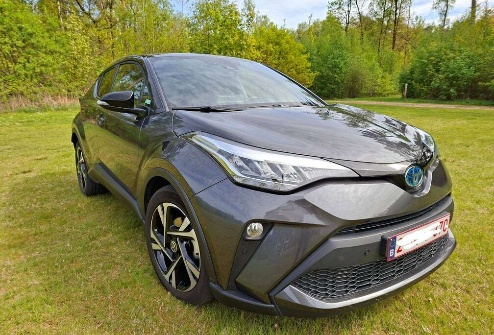 Toyota C-HR Hybrid 1.8L CVT C-LUB Bi-Tone