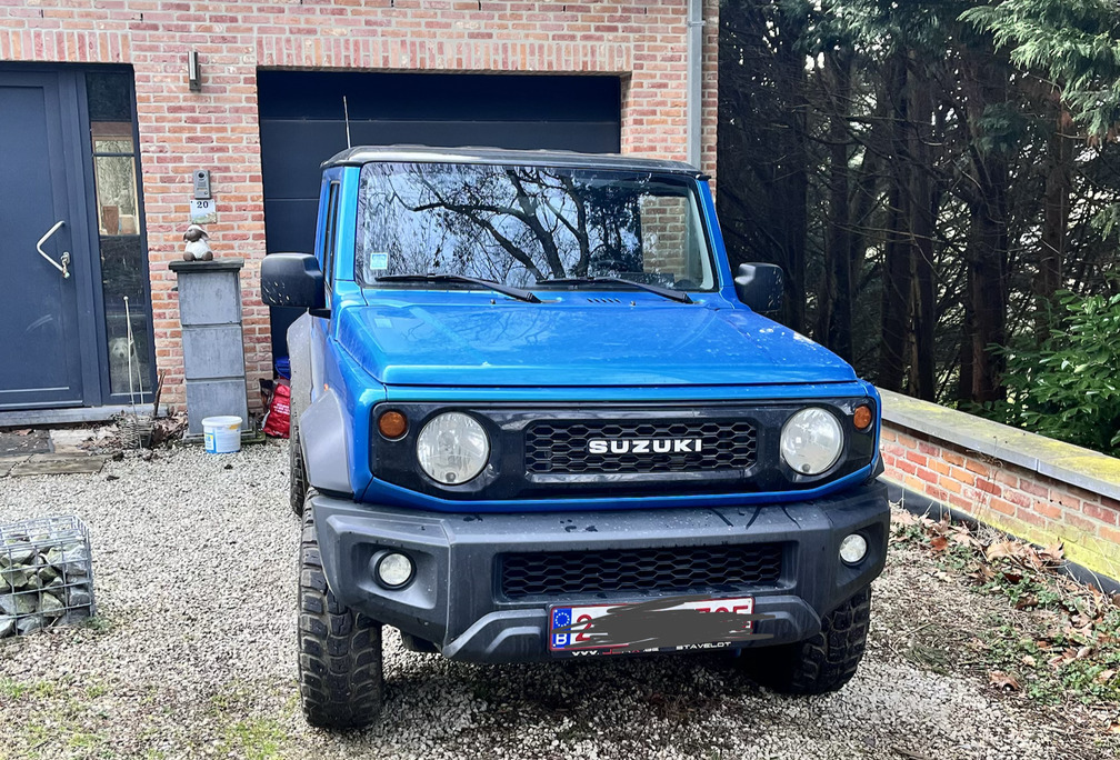 Suzuki Jimny 1.5i 4x4 GLX