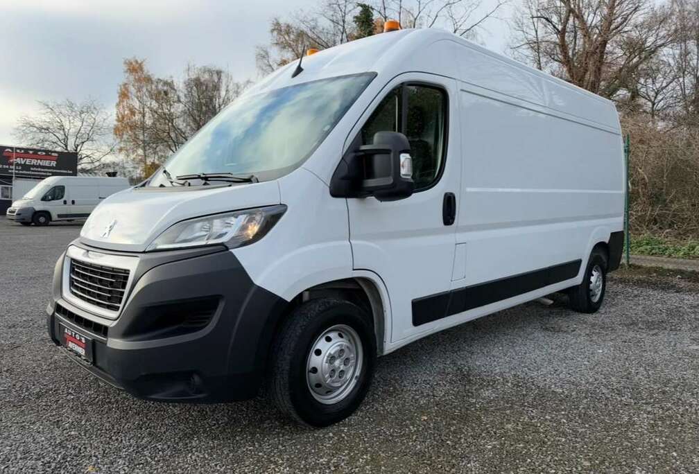 Peugeot 2.2//L3 H2// 140 Pk//Camera//Carplay//€18490 Ex