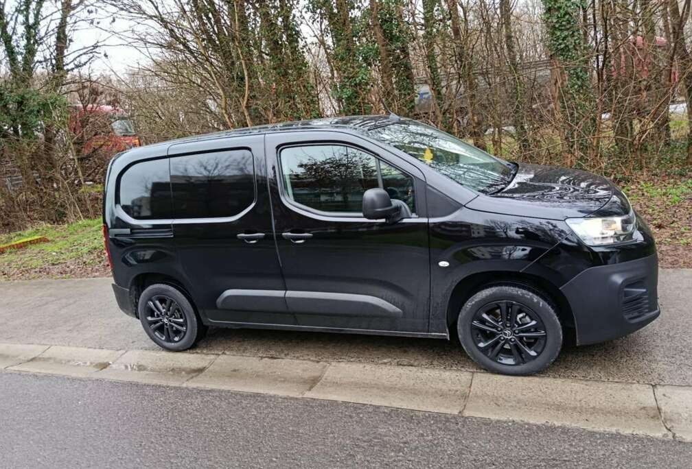 Citroen VAN M 1000 BLUEHDI 75 S&S BVM5 CLUB