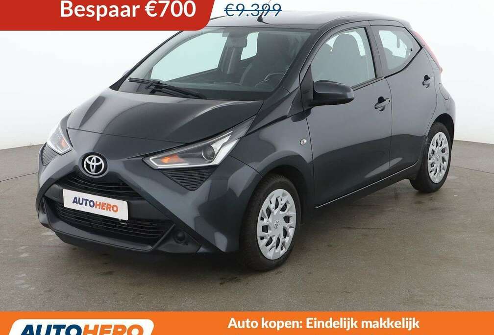 Toyota 1.0-VVT-i X-Play