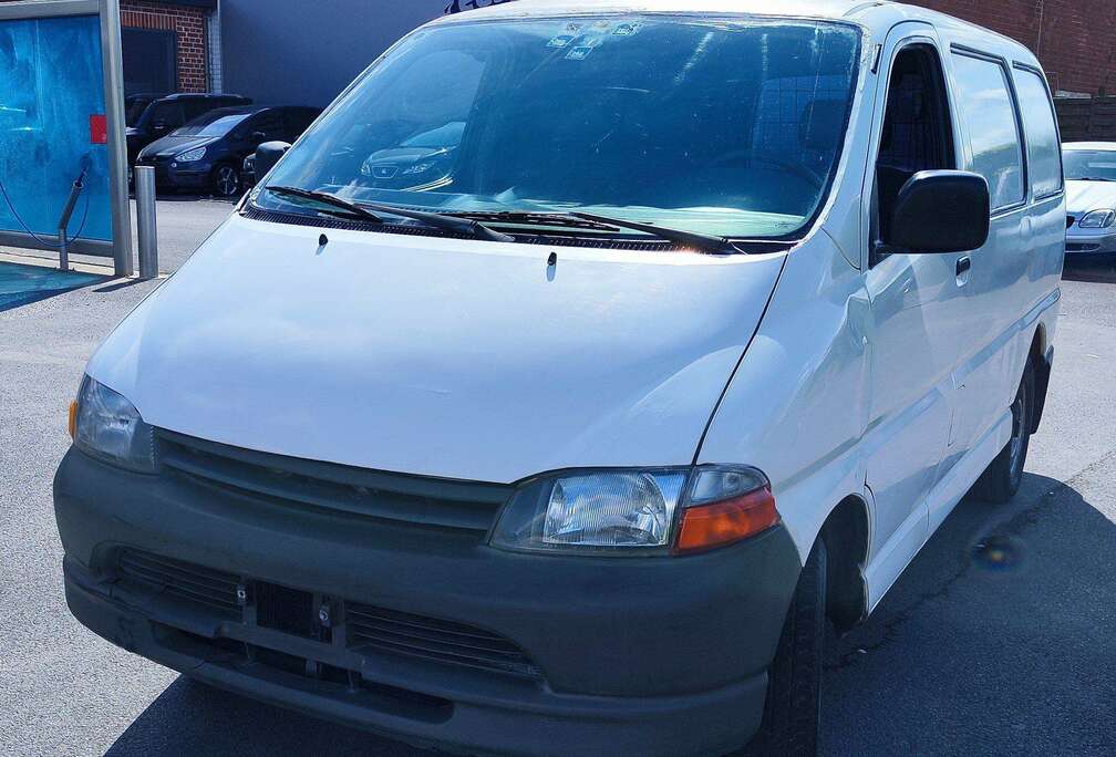 Toyota Hi Ace benzine