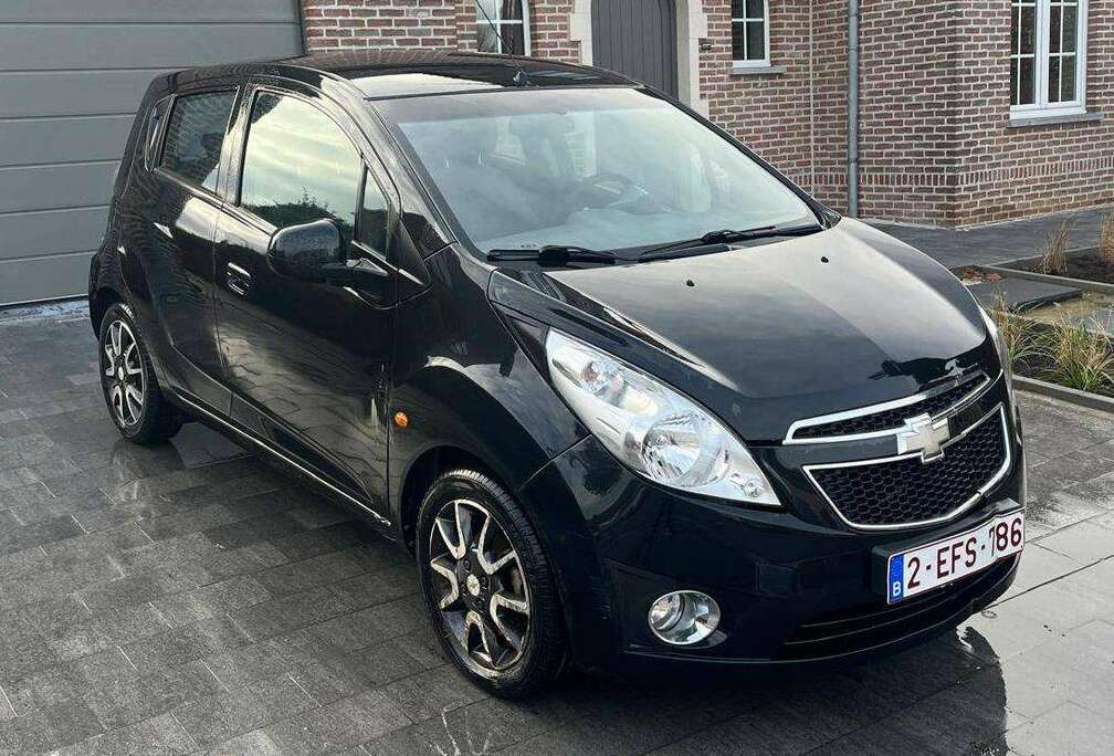 Chevrolet Spark 1.0i