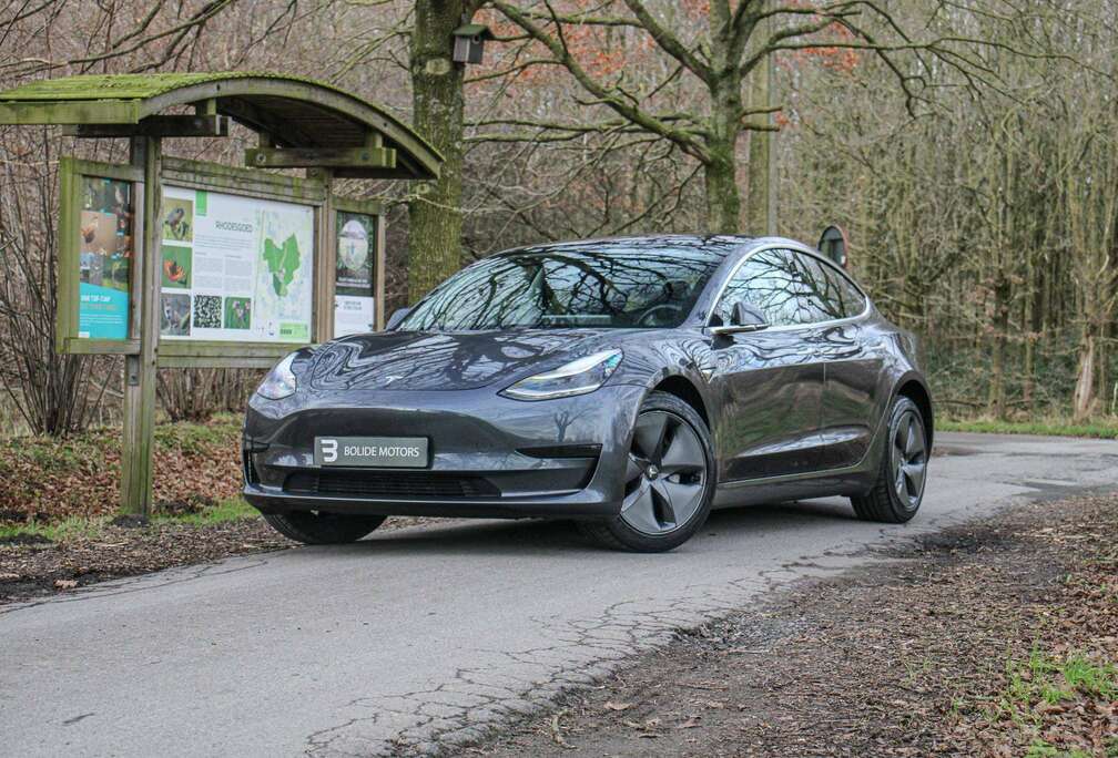 Tesla Model 3 kWh Standard Plus